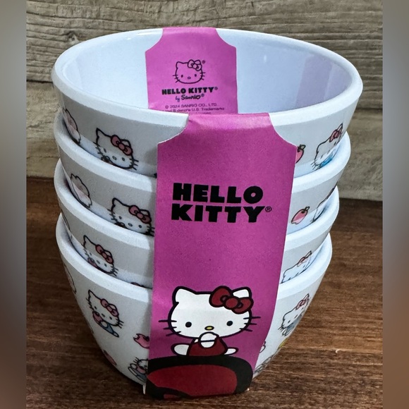 2024 Collection Hello Kitty & Apples π π Set of 4 Melamine Mini Bowls - β¦ - Picture 4 of 8